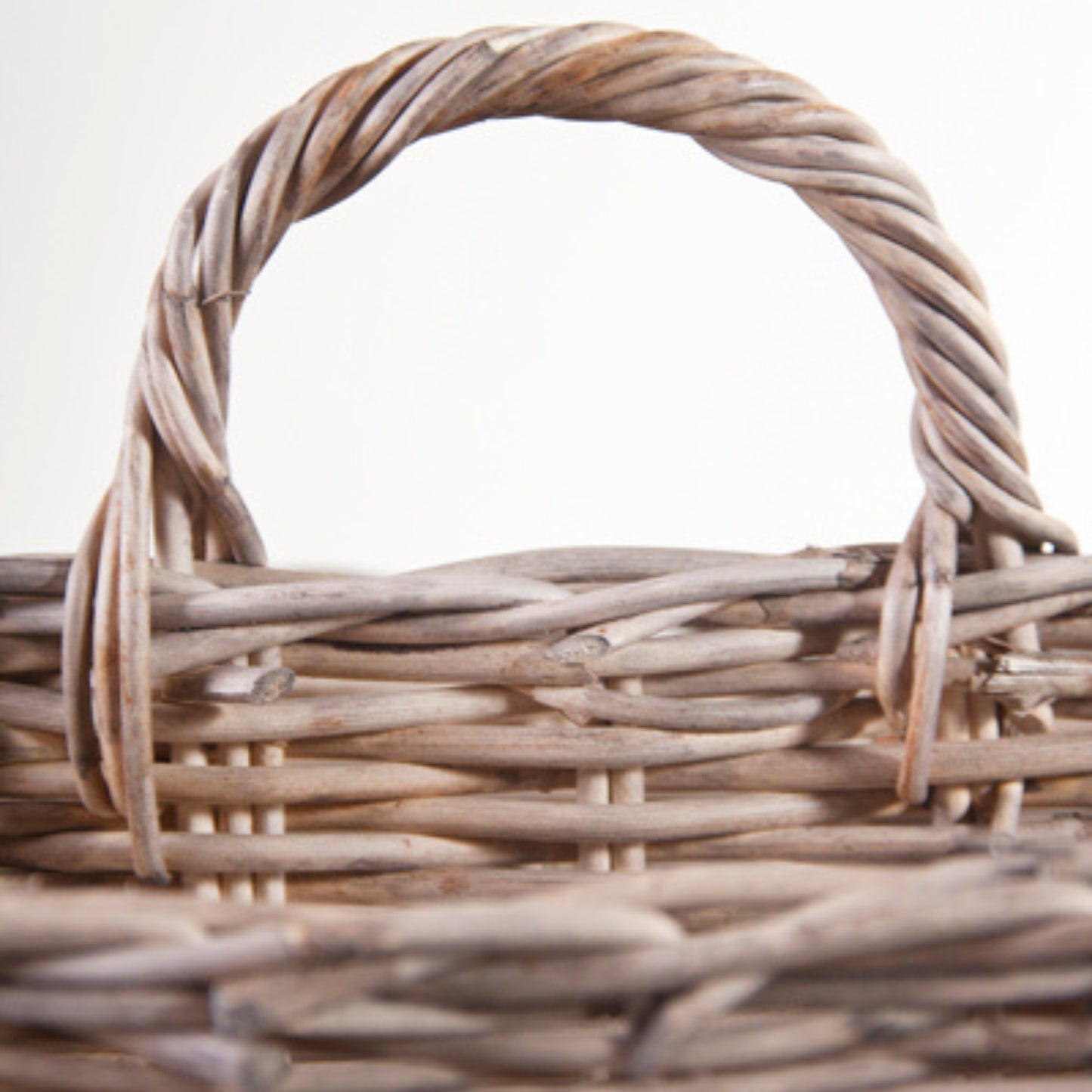 ZEITSCHRIFTENSTÄNDER XX-WEAVING