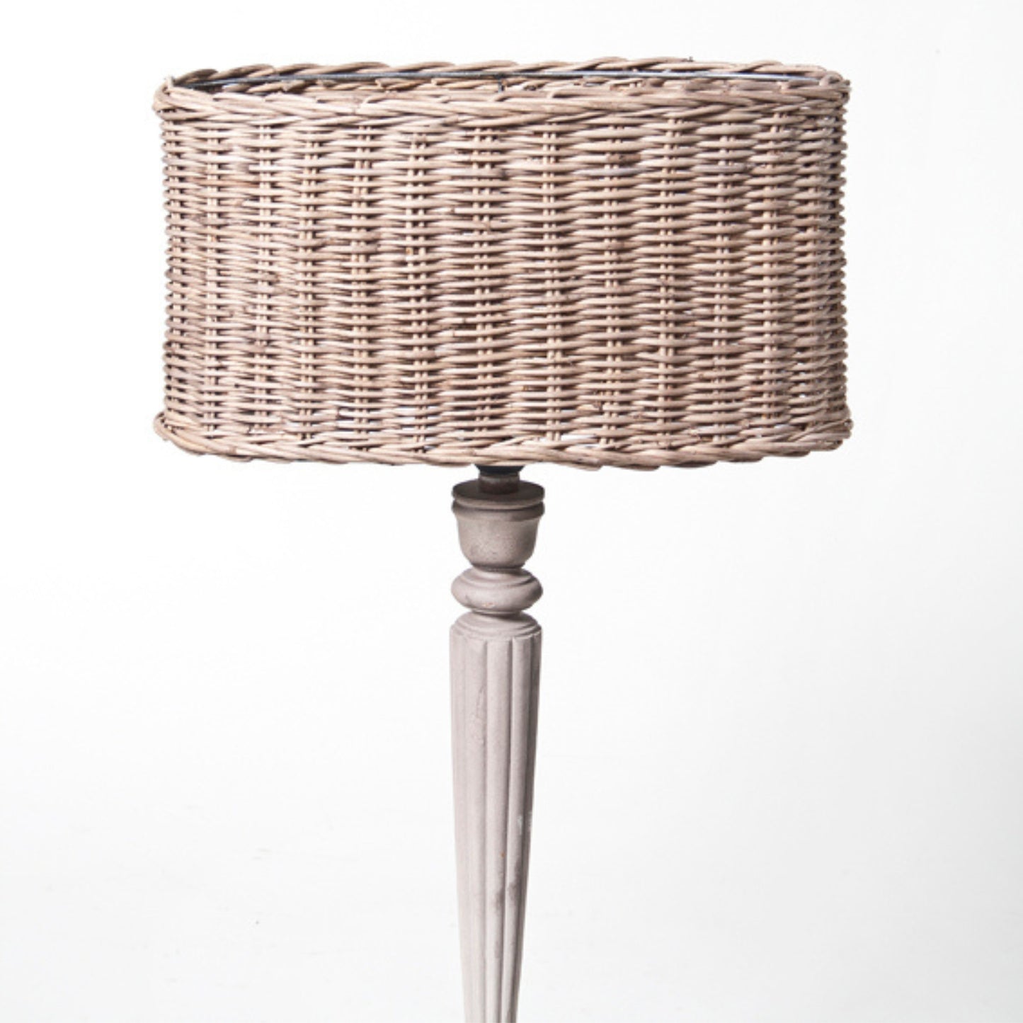 LAMP SHADE OVAL STANDING NON TXT