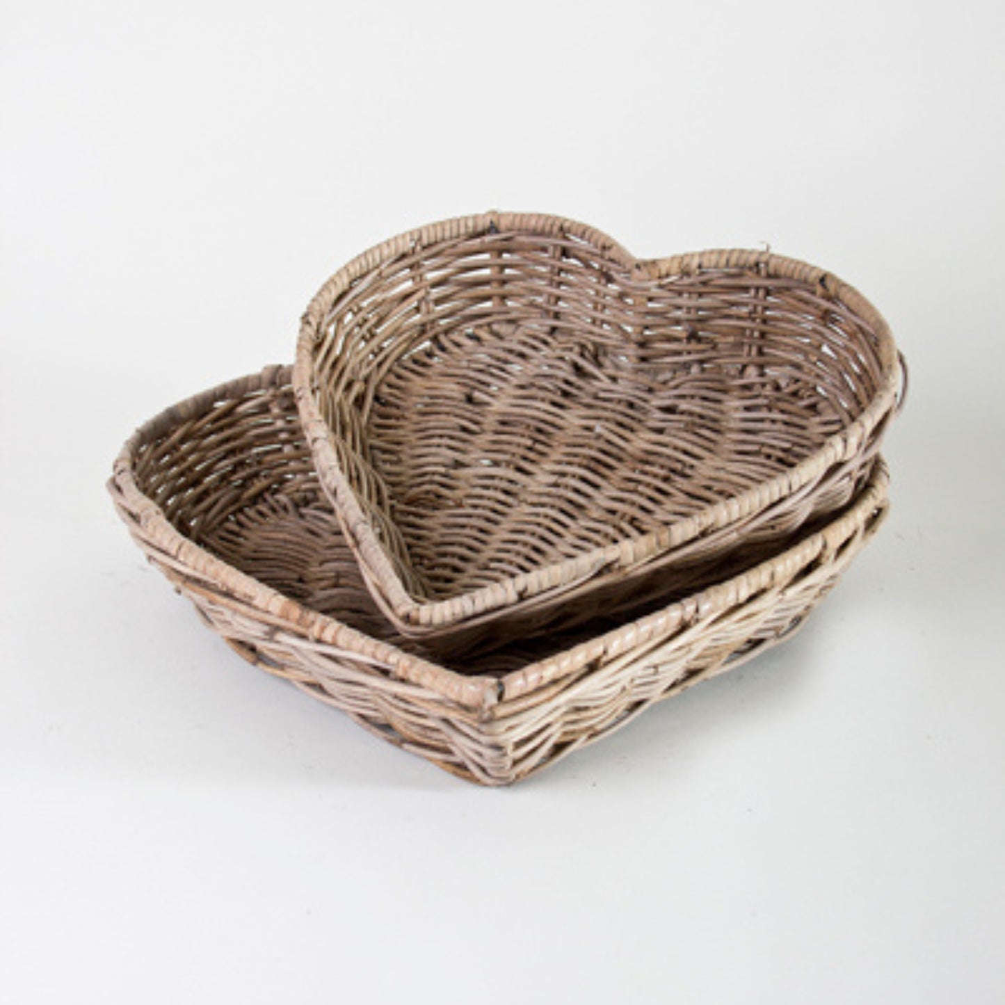 TRAY HEART S/2 SRIMIT GREY