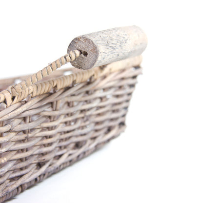 RECHTECKIGES TABLETT MIT HOLZGRIFF „A TABLE“
